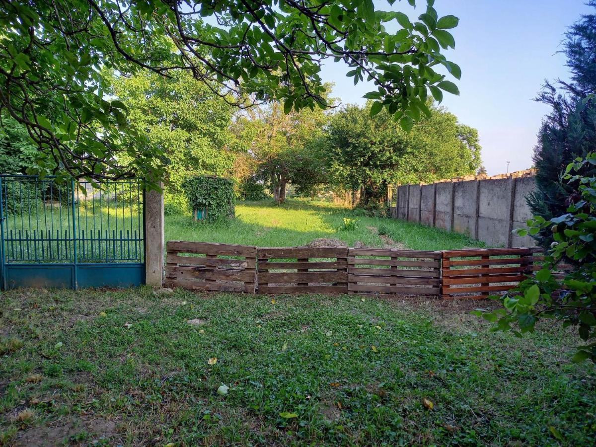 Vidam Haz, A Zoeld Szivue Faluban Sopron Mellett *